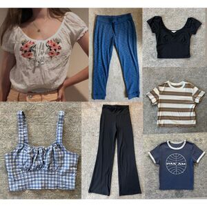 7 pcs Clothing Bundle Women Size Medium Lot BDG Hollister Under Armour